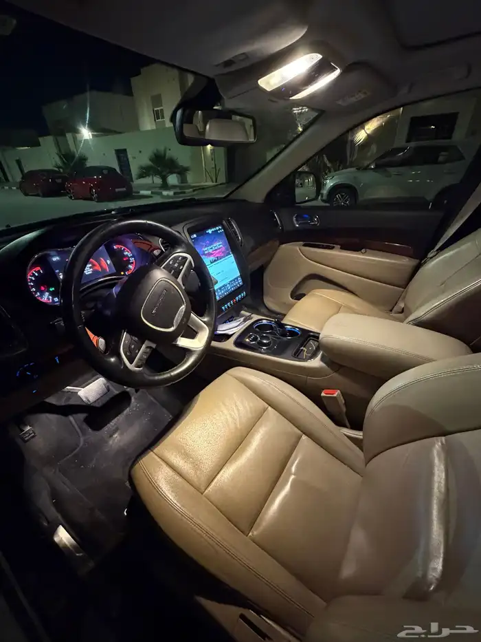 دوج درانجو لمتد 6 سلندر 2015 13