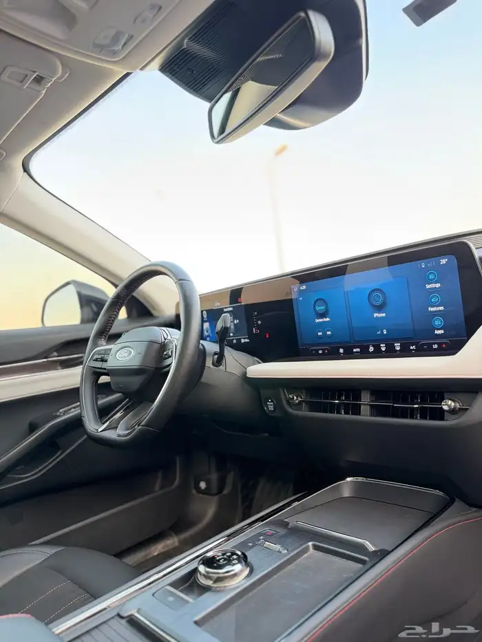 فورد تورس 2024 فل كامل تيتانيوم 77