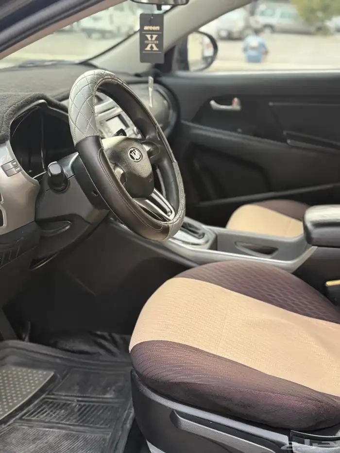 كيا سبورتاج 2015 نضيف 13