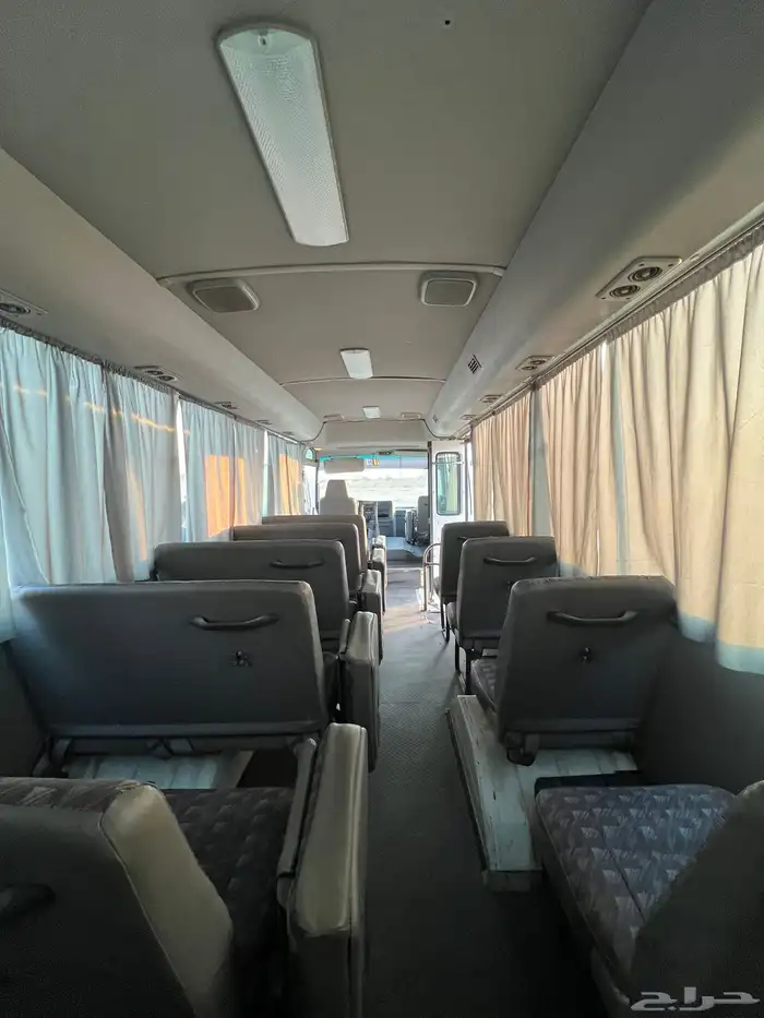 باص 30 راكب نيسان 2008 مخزن 12