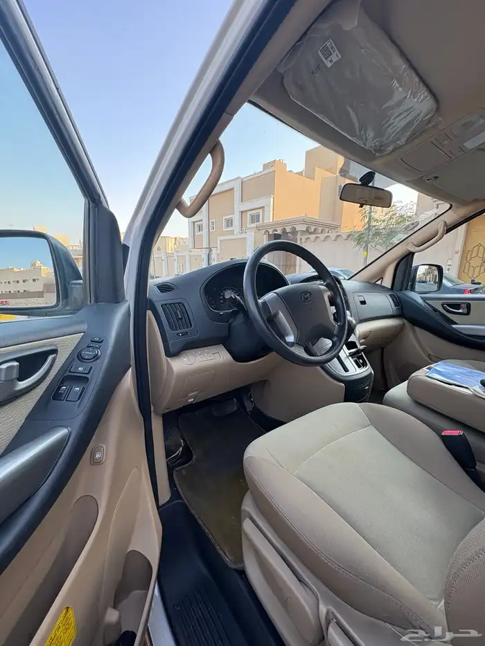 هيونداي   H1  2013 7