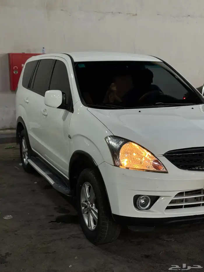 جيب متسوبيشي 2013 حد 9 الف 0