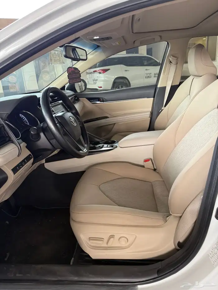 تويوتا كامري GLE هايبرد موديل 2019 20