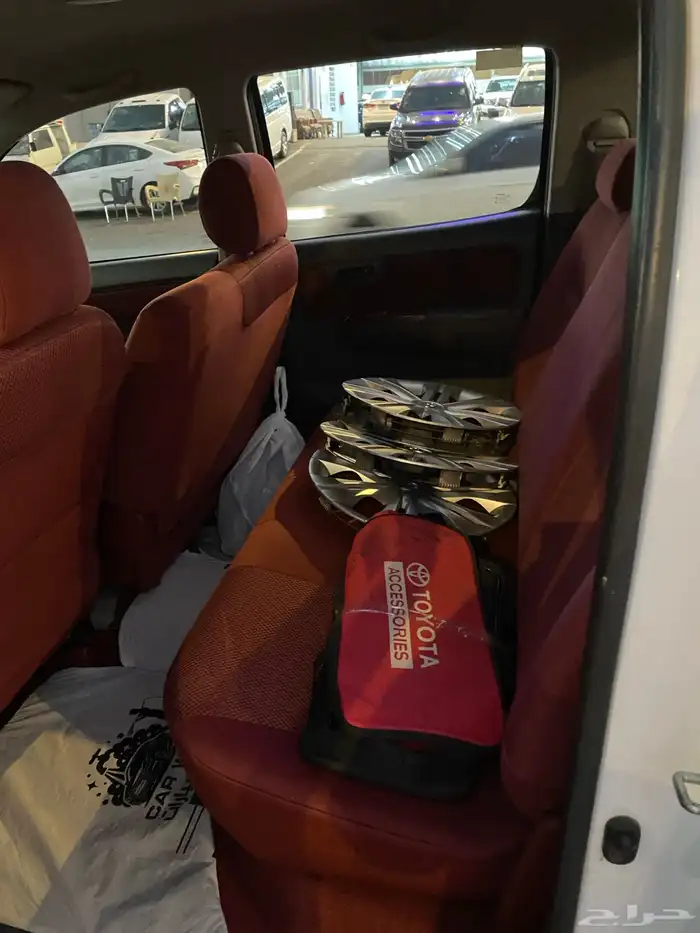 إعلان عن هايلوكس 2014 11