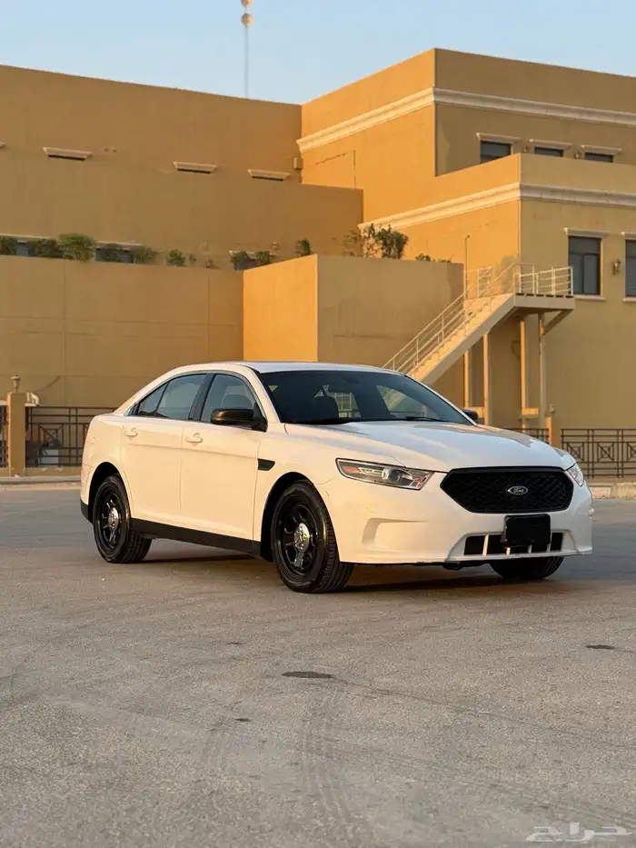 فورد تورس بوليسي ممشى قليل 2