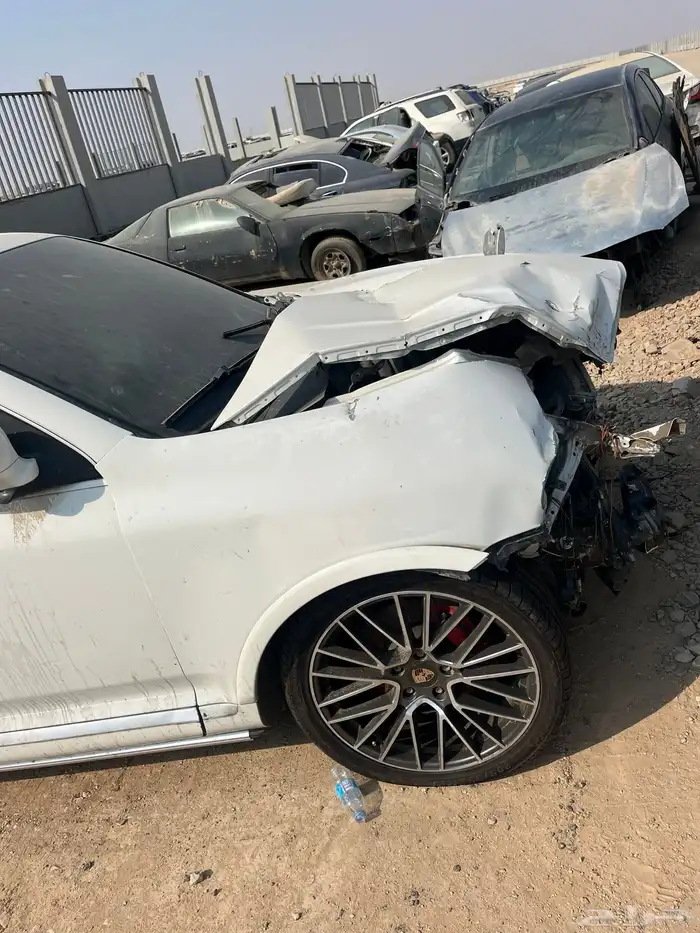 قطع غيار بورش كائن وبورش باناميرا 23