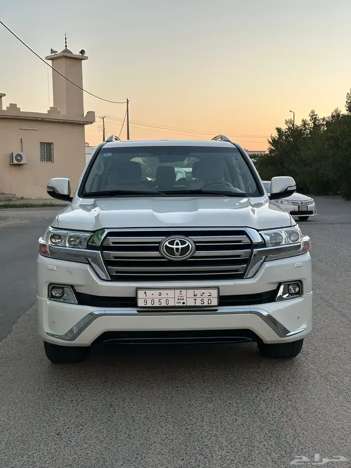 لاند كروزر 2018 0