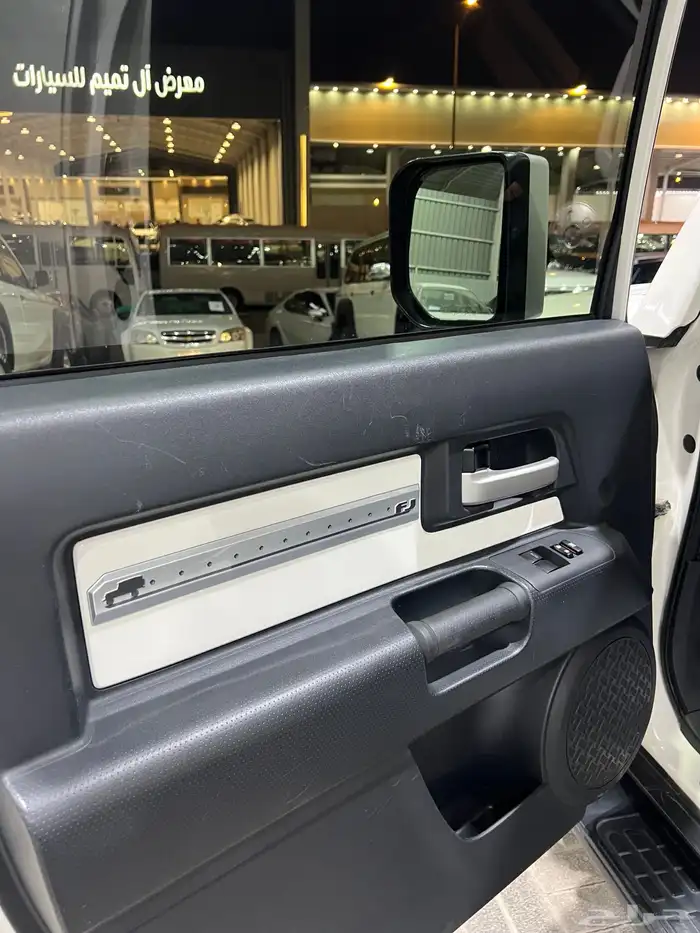 للبيع تويوتا اف جي موديل 2022 15