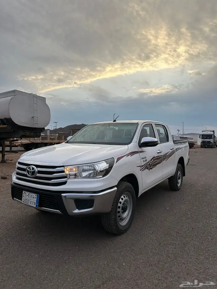 هايلوكس 2024 دبل ديزل 12