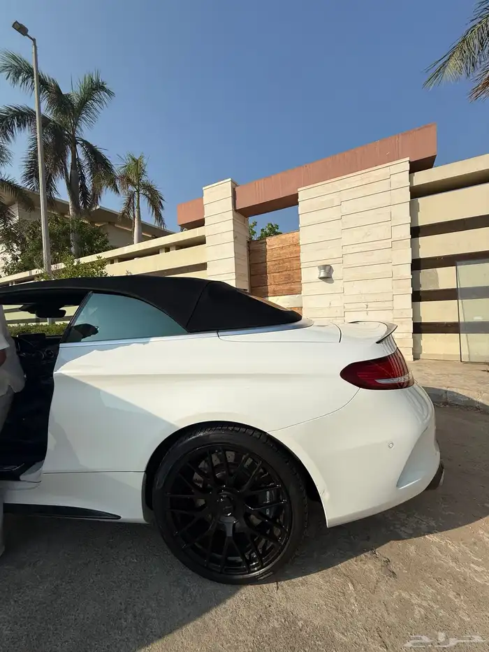 مرسيدس c63 كشف AMG 4