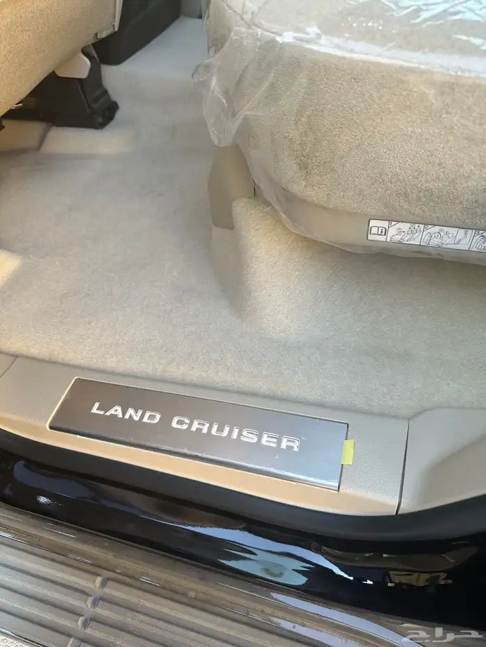 لاندكروزر وارد عبداللطيف جميل 6
