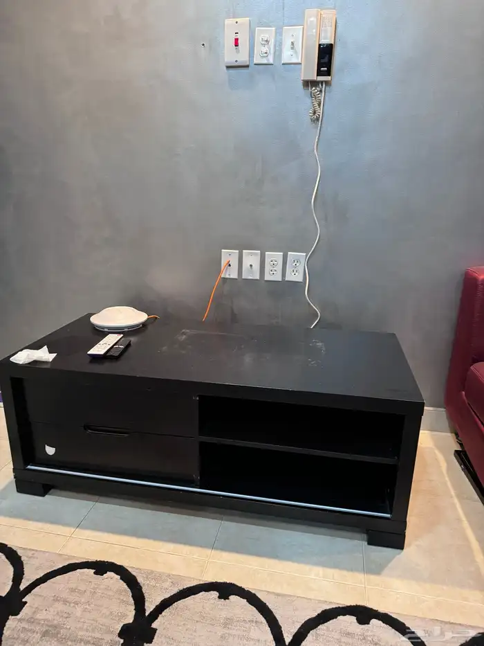 مكتبة طاولة تلفزيون 1