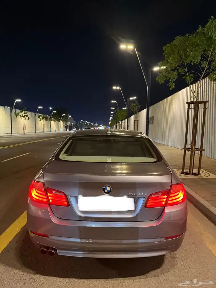 BMW520i 8