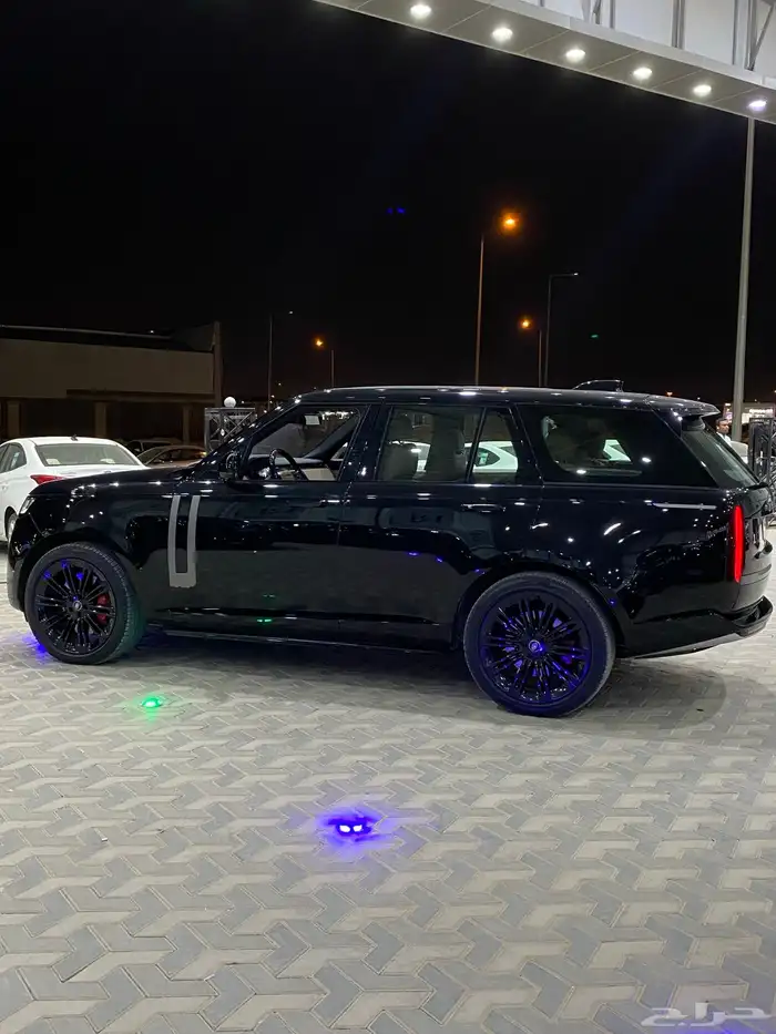 رانج روفر 2023 فوج 8 سلندر بودي وكاله 3