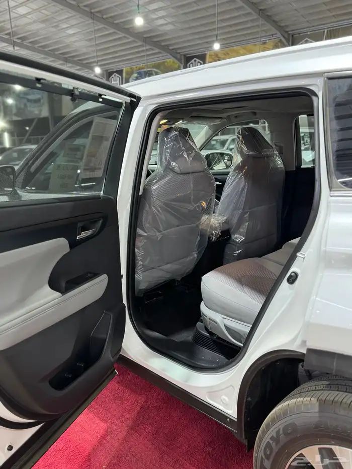 تويوتا   هايلاندر GLE هايبرد 2025 جديد سعودي 157.550 شامل 23