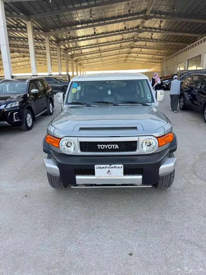 للبيع تويوتا اف جي 2010 - مخزن عداد 40 الف فقط 0