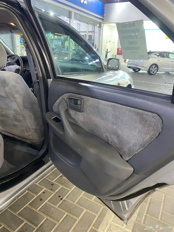 كامري 2002 GLi اللون فضى 23