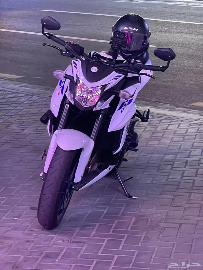 دباب سزوكي استريت فايتر 750cc نظيف جدا 3