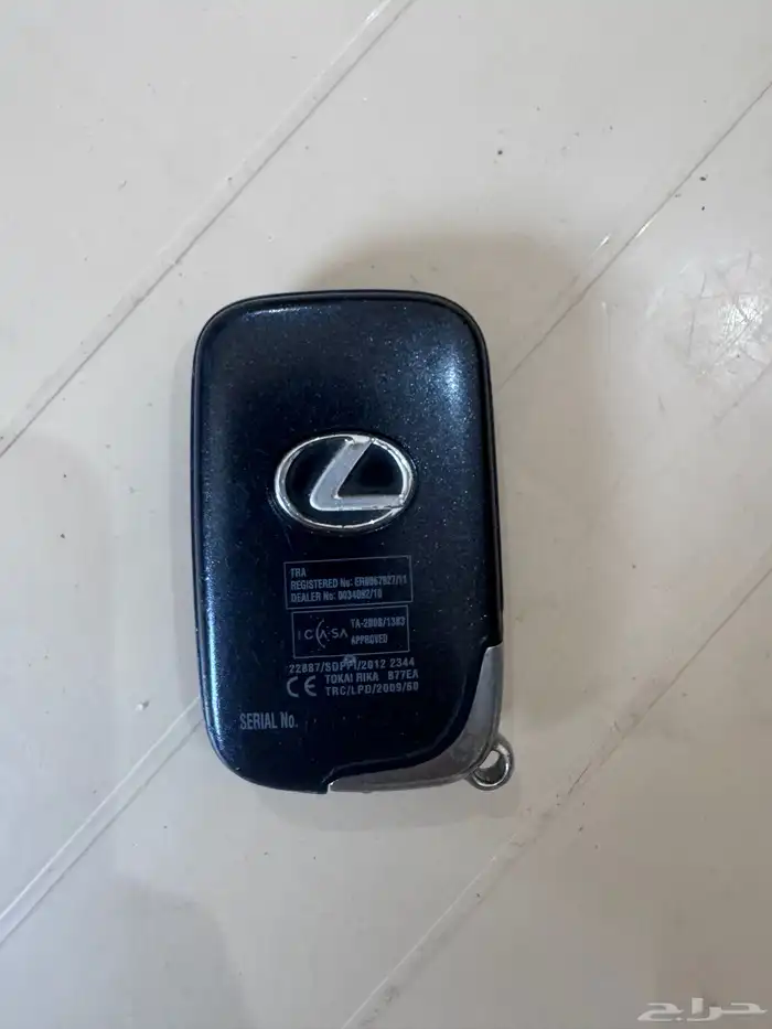 مفتاح لكزس أصلي نظيف على السوم 0