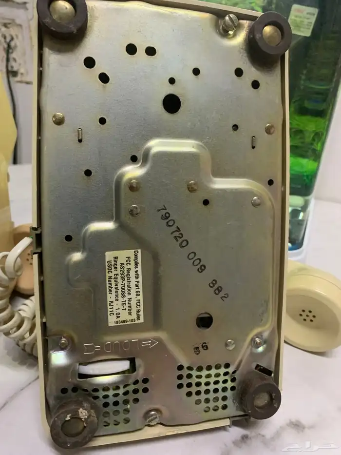 تلفون امريكي قدم شبه جديد 2