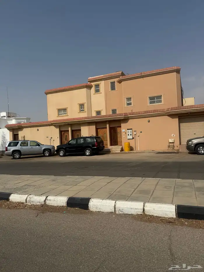 للإيجار دور علوي ودور أرضي مستقل بالرس 3