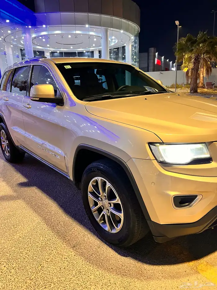 جراند شيروكي 2015 V6 15