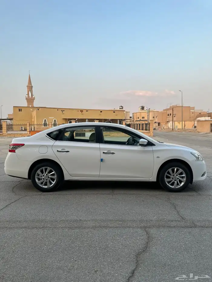 نيسان سنترا 2020 نظيف جدا 3