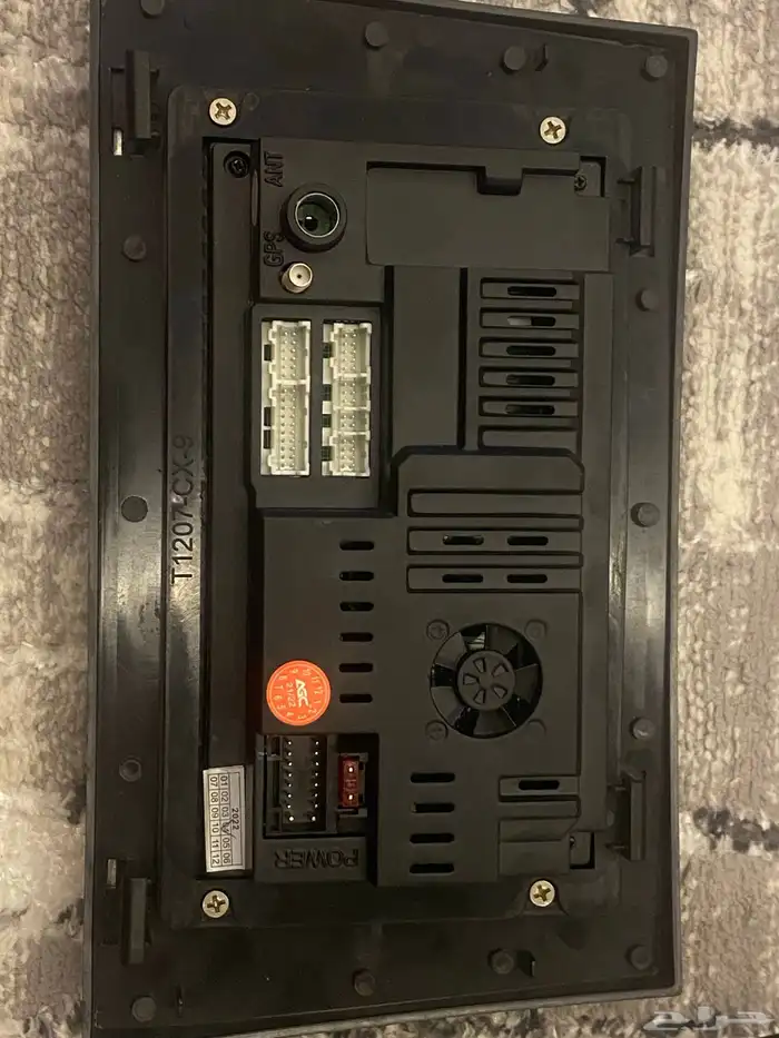 شاشة10 إنش تدعم أندرويد وابل 1