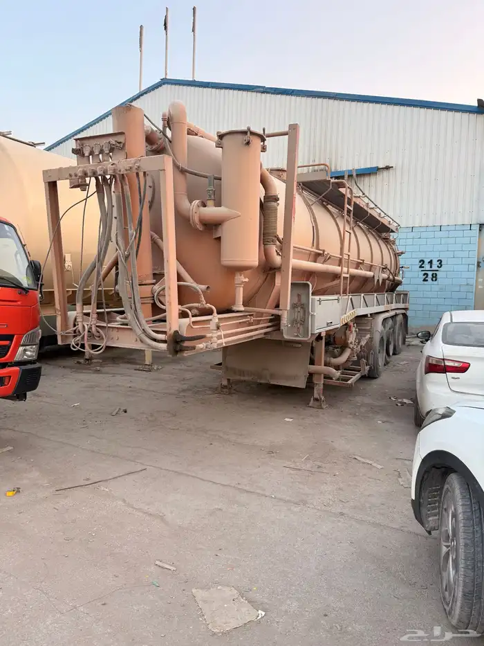 وايت فاكيوم تريلا لسحب السلج 0