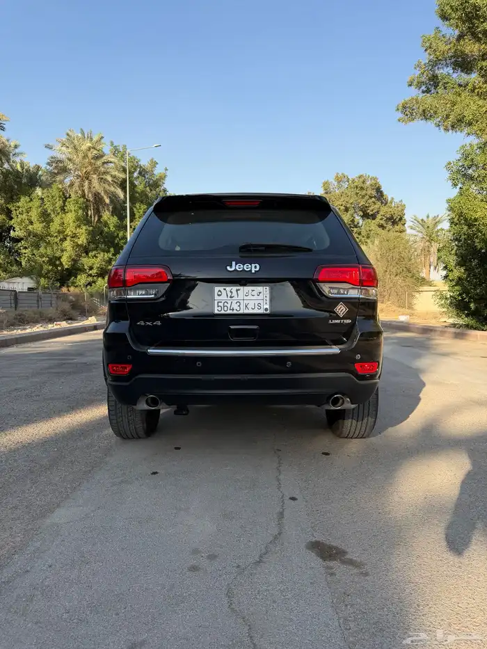 جراند شيروكي 4