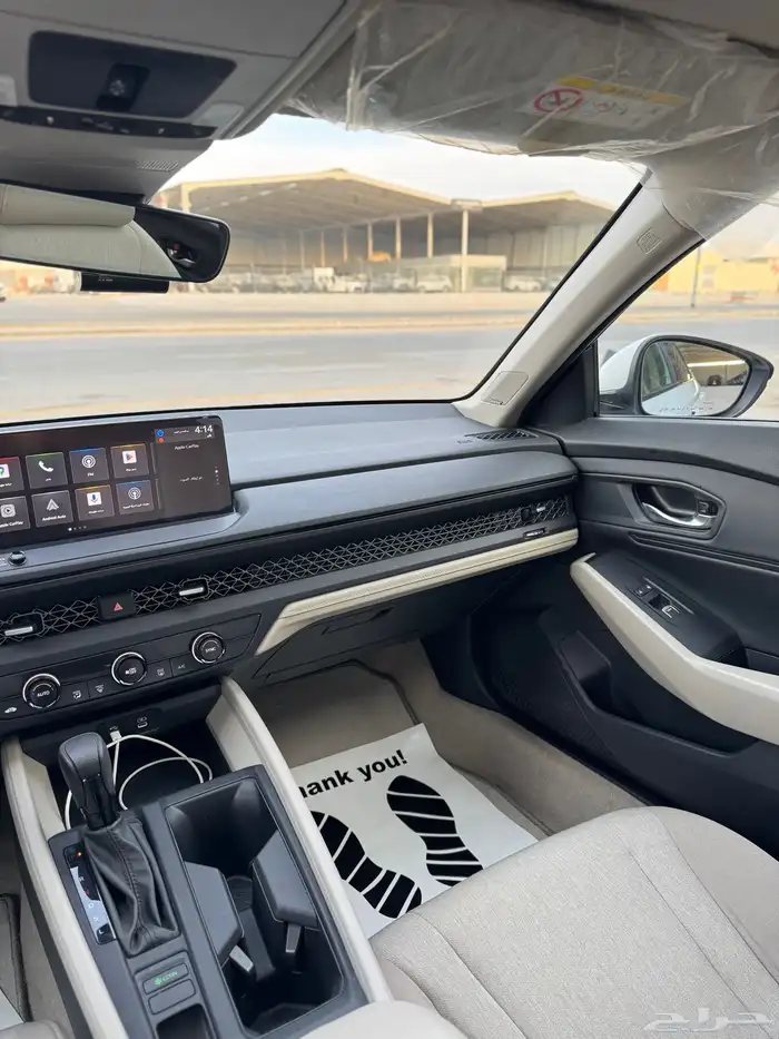 للبيع هوندا اكورد 2023 - نص فل - بحالة الوكاله 10