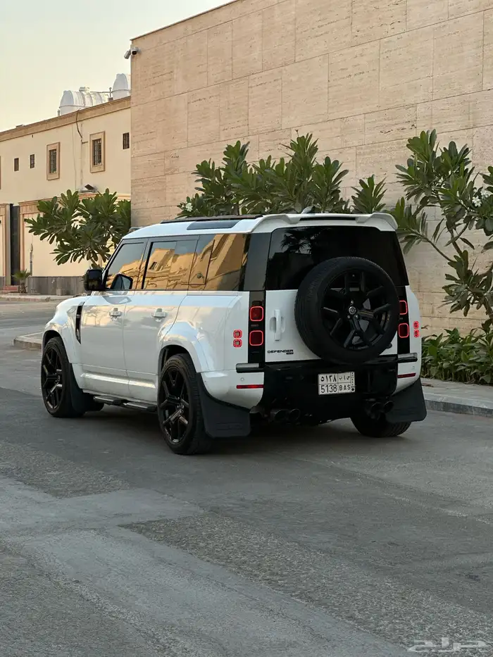 ديفندر HSE 2021 اوربن 18