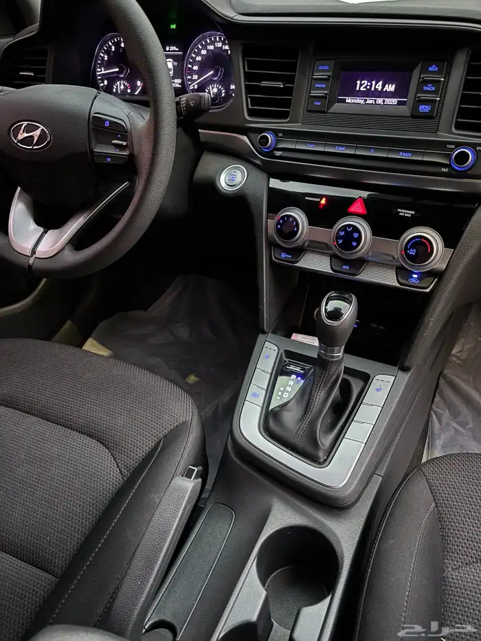 للبيع هونداي افانتي 2020 وارد كوريا 11