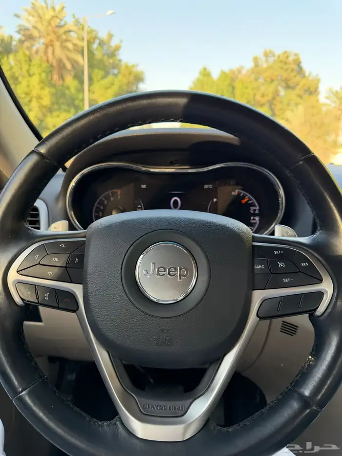 جراند شيروكي 15