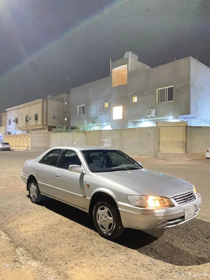 كامري 2002 GLi اللون فضى 7