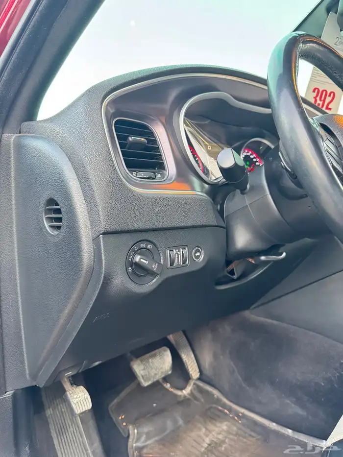 للبيع دوج تشارجر 2018 SXT بلس فل كامل - ممشي قليل جدا 15