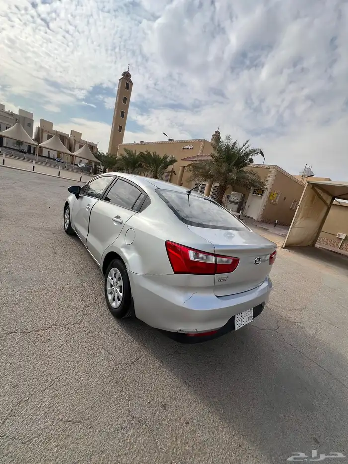 كيا ريو 2017 للبيع مالك ثاني من الوكالة 15