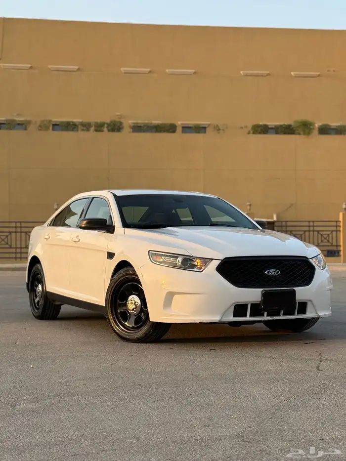 فورد تورس بوليسي ممشى قليل 0