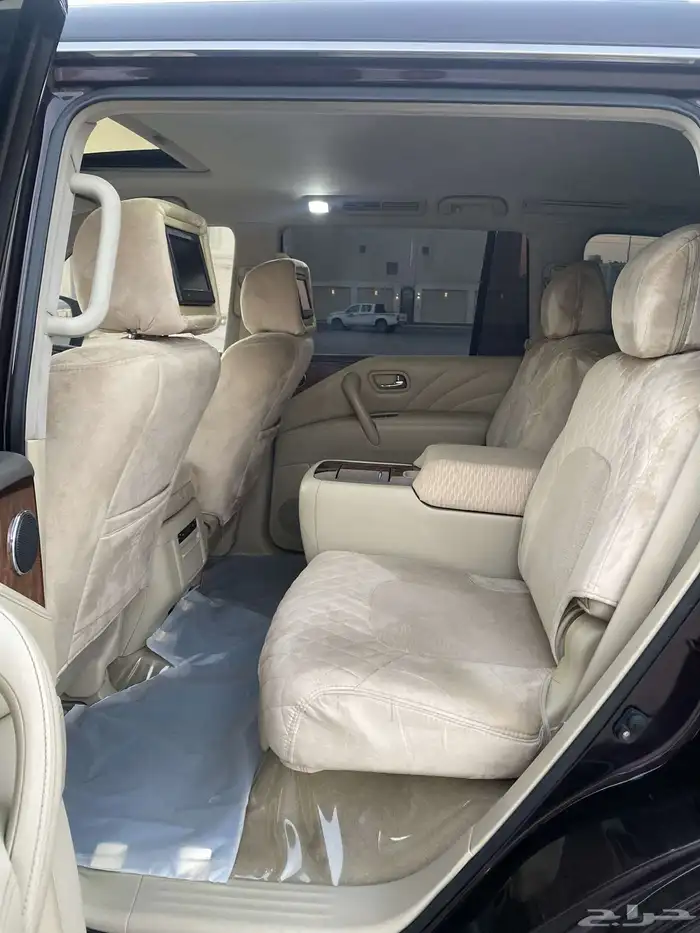 انفينيتي QX80 16