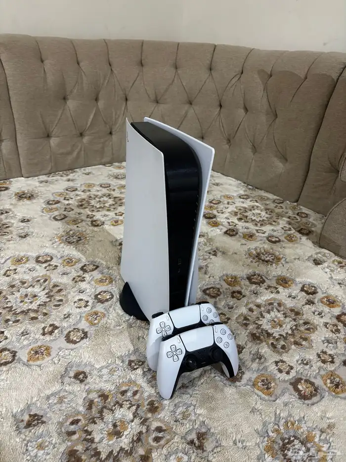 سوني 5نظيف 1تيار للبيع على سوم وارجو لا تبخسونه 0