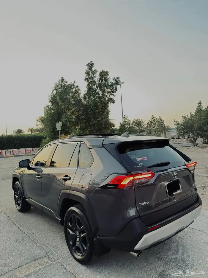 تويوتا راف فور 2024 ادفنشر فل كامل بحاله الوكاله 0