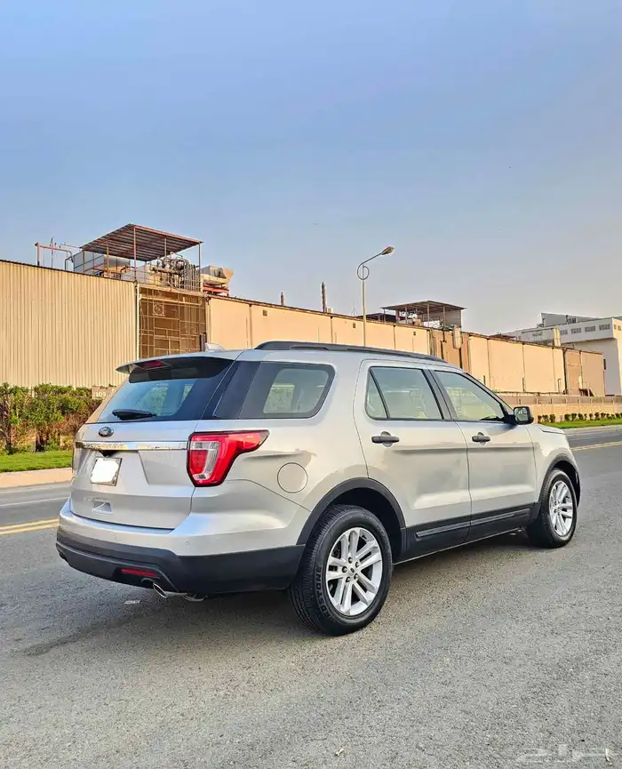 اكسبلورر موديل 2016 13