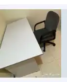 طاولة مكتب مع كرسي بحالة ممتازة   فرصة للجادين 2