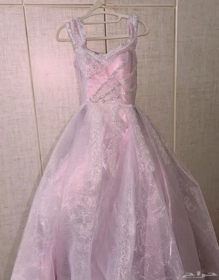 فستان وردي طويل 0