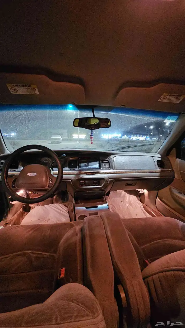 كراون فكتوريا 2001 2