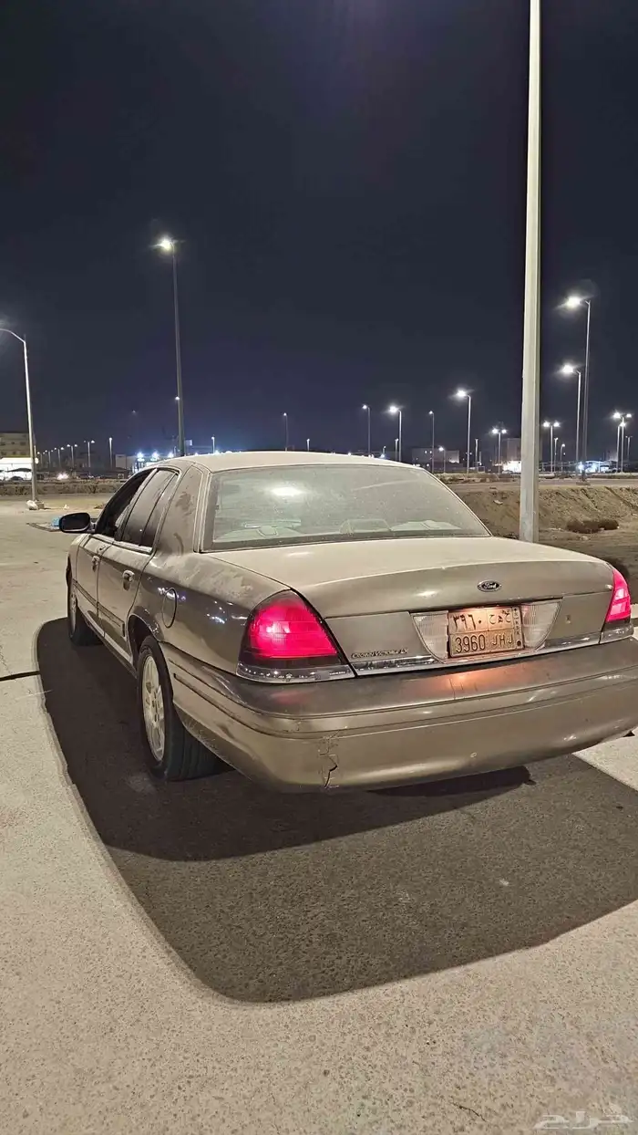 كراون فكتوريا 2001 1