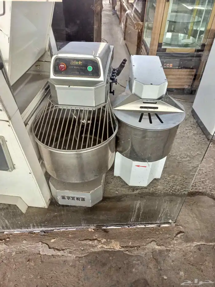 بيع وشراء معدات مطاعم وكفيهات 0