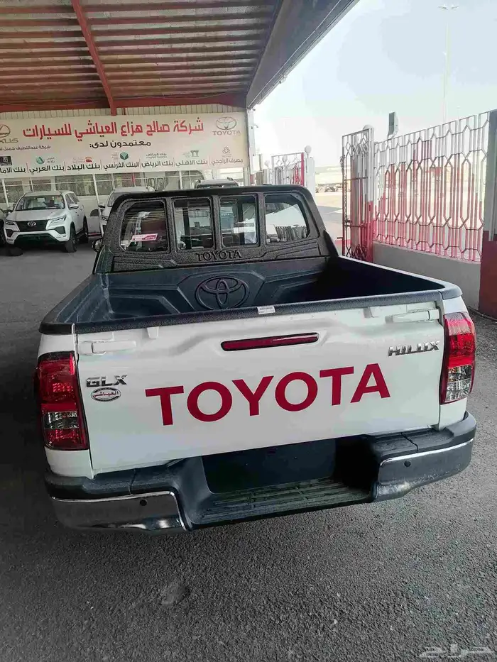 هايلوكس غمارتين بنزين GLX أتوماتيك بدون دبل موديل 2026 3