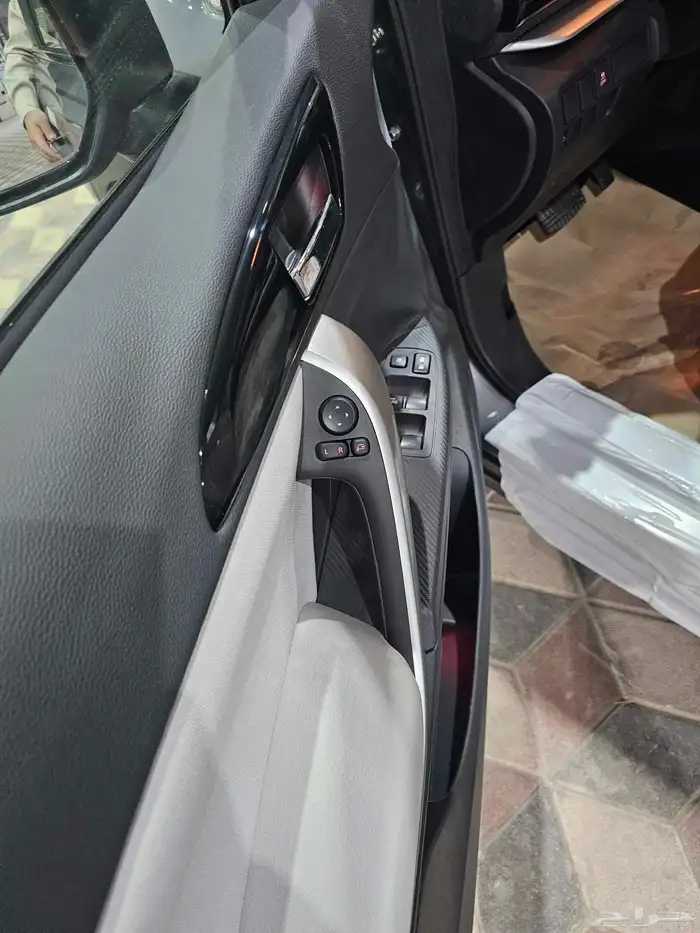 ميتسوبيشي اكلبس كروس نص فل 2025 2