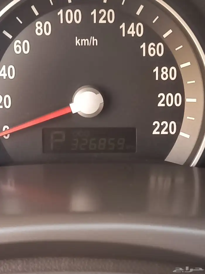 للبيع فان كيا كرنفال 2014 1